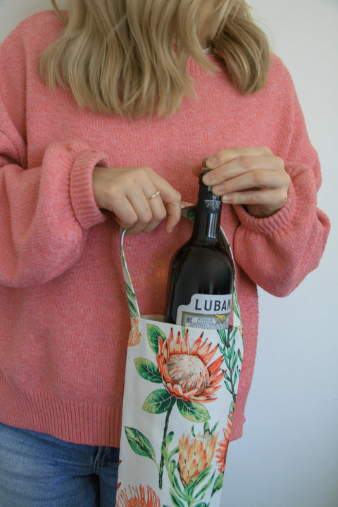 Protea Wine Bag
