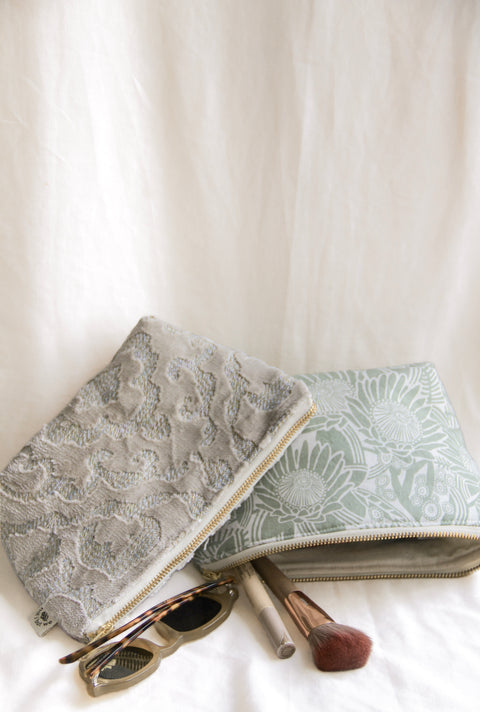 Cosmetic Bag | Oyster Velvet