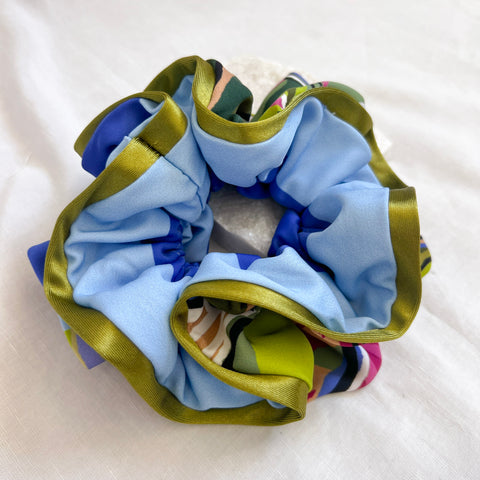 XL Scrunchie